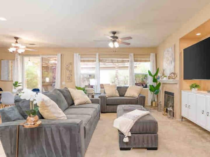 Дом сдается в аренду за $8,736 в месяц в Indio, Matthau Dr