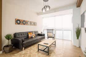 Lägenhet att hyra för 1 000 € i månaden i Málaga, Calle Conde de Cienfuegos