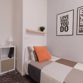 Отдельная комната сдается в аренду за 520 € в месяц в Brescia, Piazzale Guglielmo Corvi