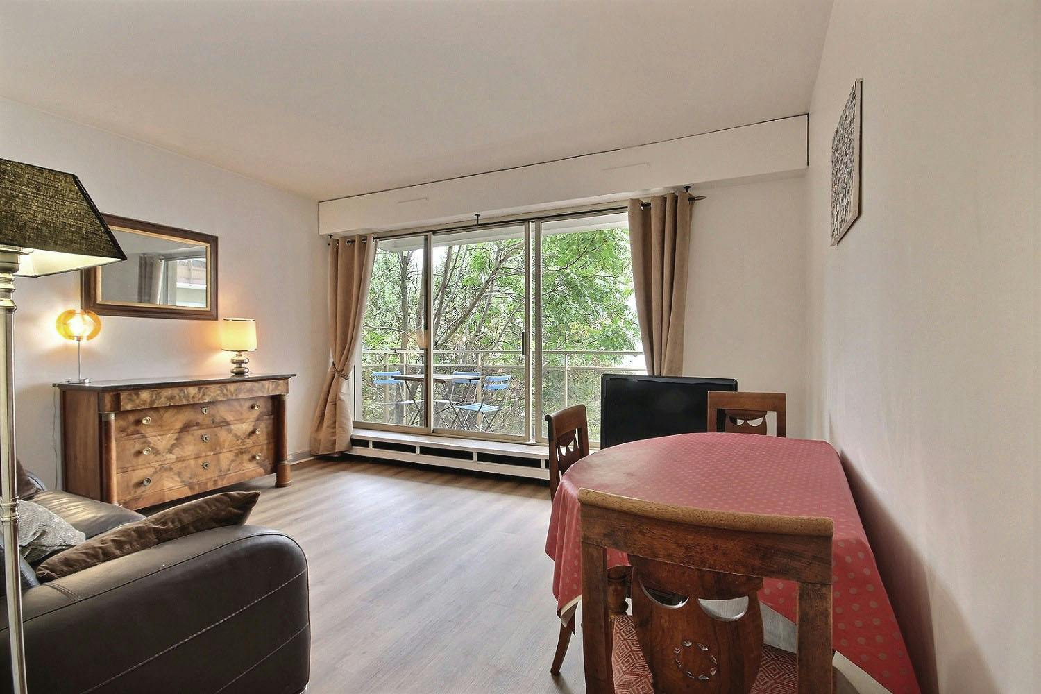 1-Bedroom Apartment in Boulevard Bineau, Neuilly-sur-Seine (1430089) ROOM