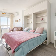 Wohnung for rent for 1.000 € per month in Torremolinos, Calle de la Colina