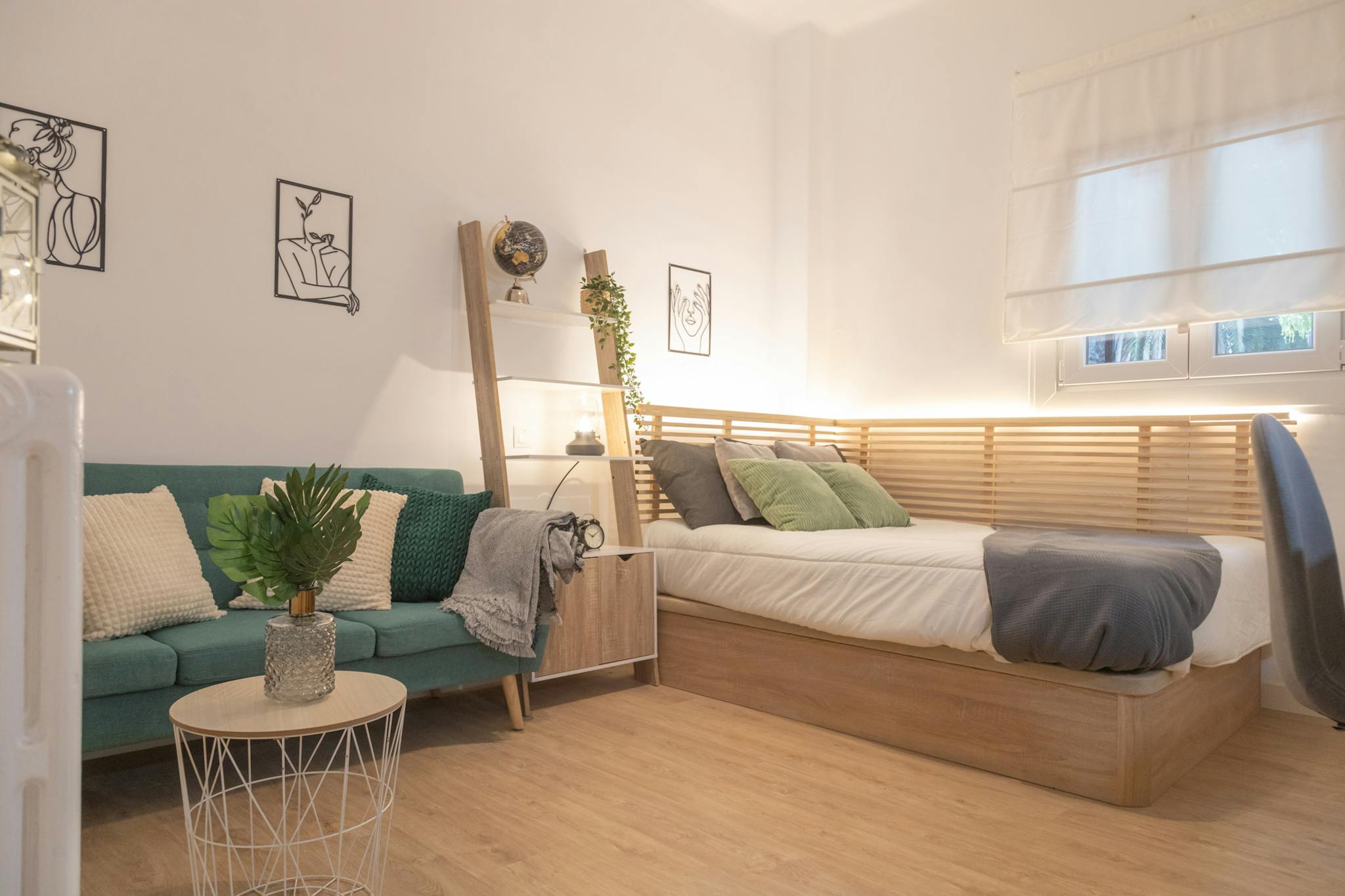 Calle del Doce de Octubre, Madrid preview