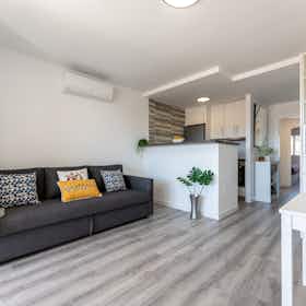 Wohnung zu mieten für 1.000 € pro Monat in Benalmádena, Calle Luis Vives