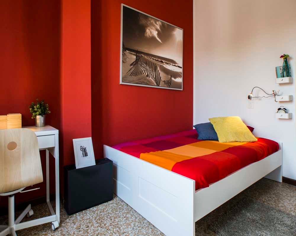 Viale Carlo Espinasse, Milan preview