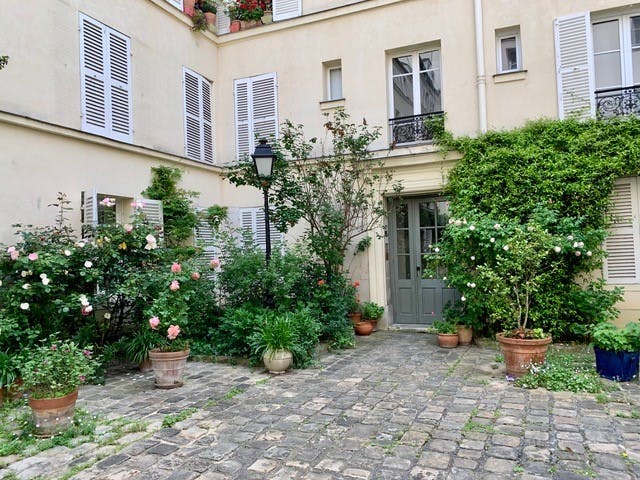 1-Bedroom Apartment in Rue des Lions Saint-Paul, Paris (1431080) ROOM 2