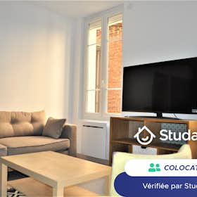 Private room for rent for €395 per month in Saint-Étienne, Rue Élisée Reclus