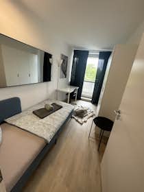 Privé kamer te huur voor € 750 per maand in Munich, Marsstraße