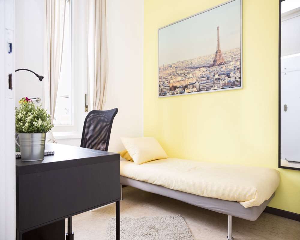 Приватна кімната за оренду для 625 EUR на місяць у Milan, Viale Carlo Espinasse