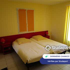 House for rent for €680 per month in Aytré, Chemin du Pontreau