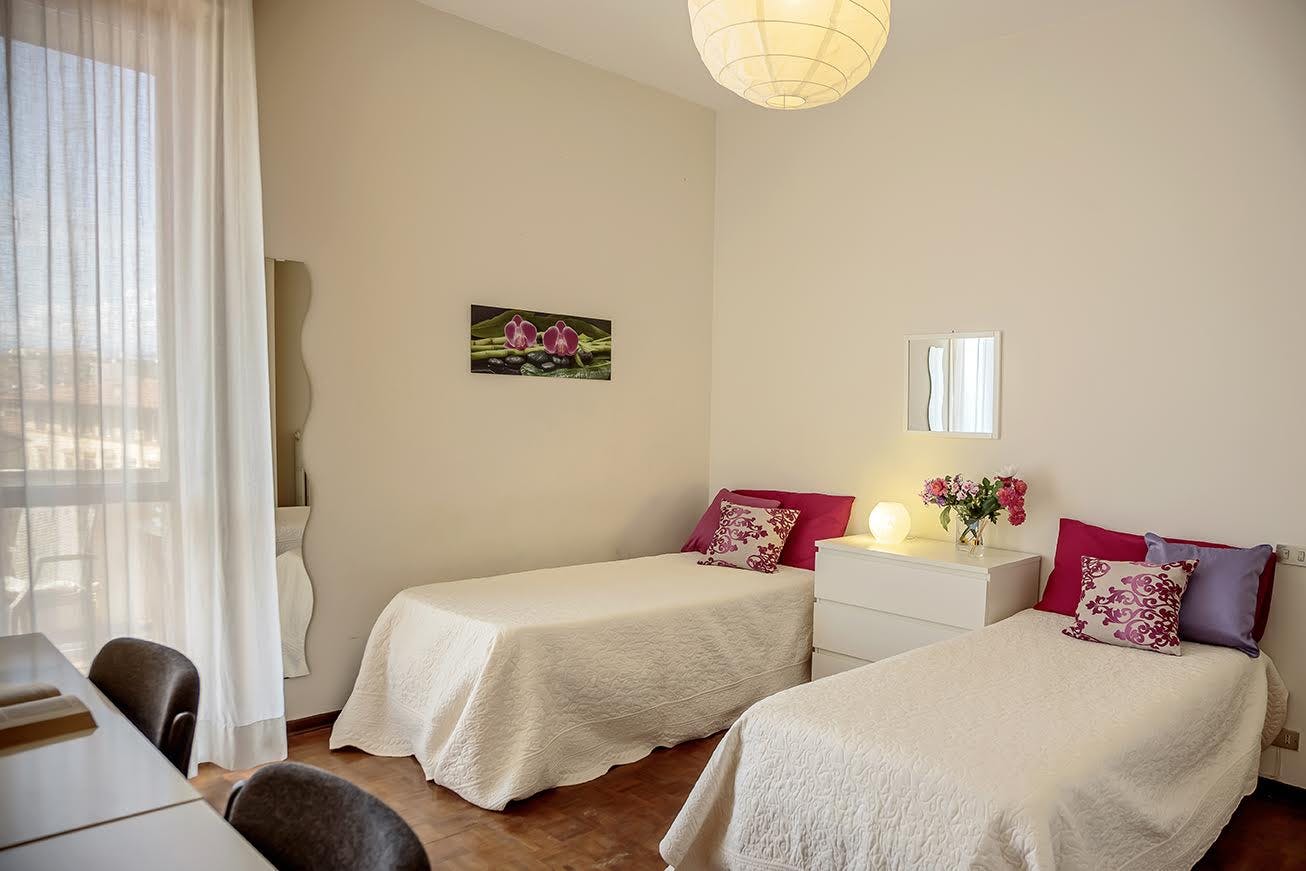 Via del Ponte alle Mosse, Florence