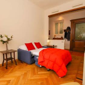 Appartamento for rent for 3.000 € per month in Genoa, Scalinata San Carlo