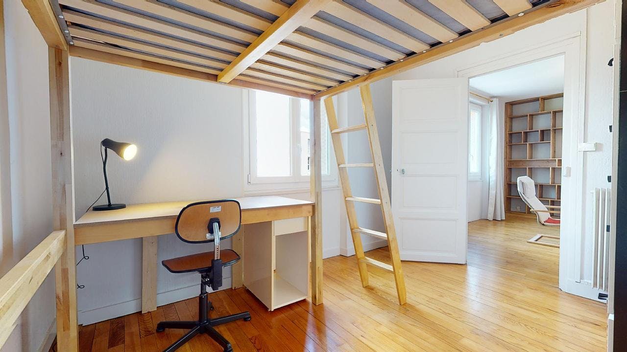 Apartment Clermont-Ferrand — photo 21