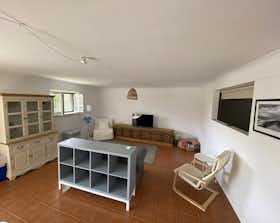 Mieszkanie do wynajęcia za 1300 € miesięcznie w mieście Mafra, Rua das Berdoeiras