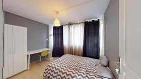 Privé kamer te huur voor € 400 per maand in Tourcoing, Rue de Lille
