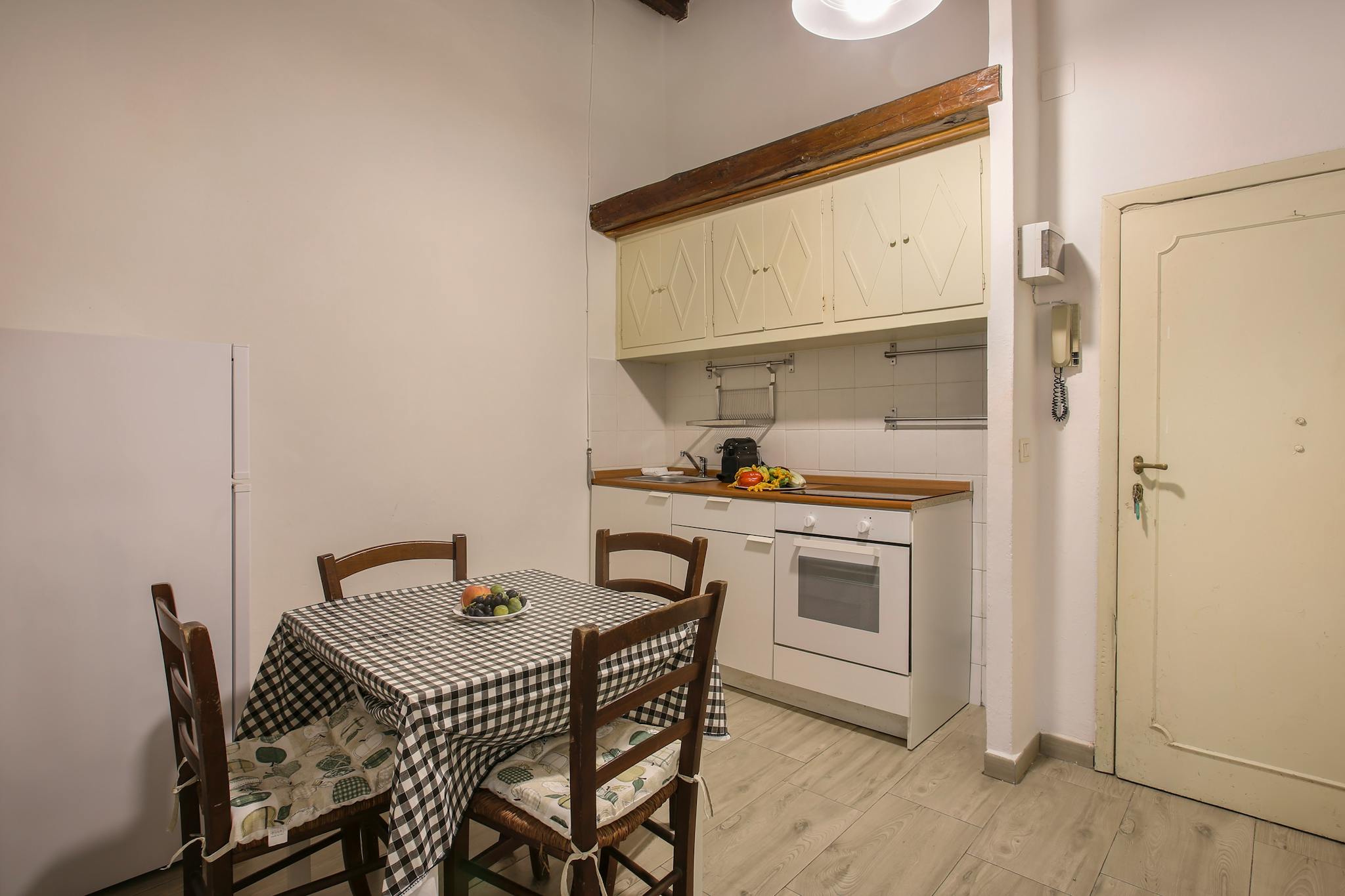 Via Tripoli, Florence preview