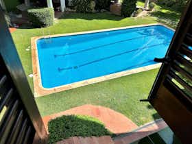 Maison à louer pour 1 790 €/mois à Sitges, Avinguda de Nostra Senyora del Vinyet