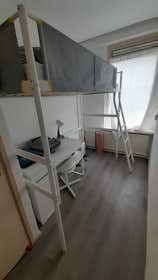 Private room for rent for €650 per month in Spijkenisse, Frans Halsstraat