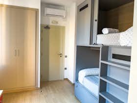 Pokój współdzielony do wynajęcia za 981 € miesięcznie w mieście Barcelona, Via Augusta