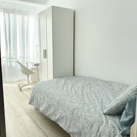 Private room for rent for €375 per month in Murcia, Calle Maestra María Maroto