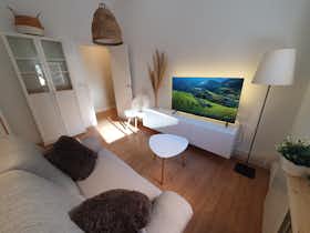 Apartment for rent for €1,600 per month in Bilbao, Montano etxaldea