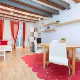 Apartment for rent for €11,500 per month in Barcelona, Carrer del Sabateret