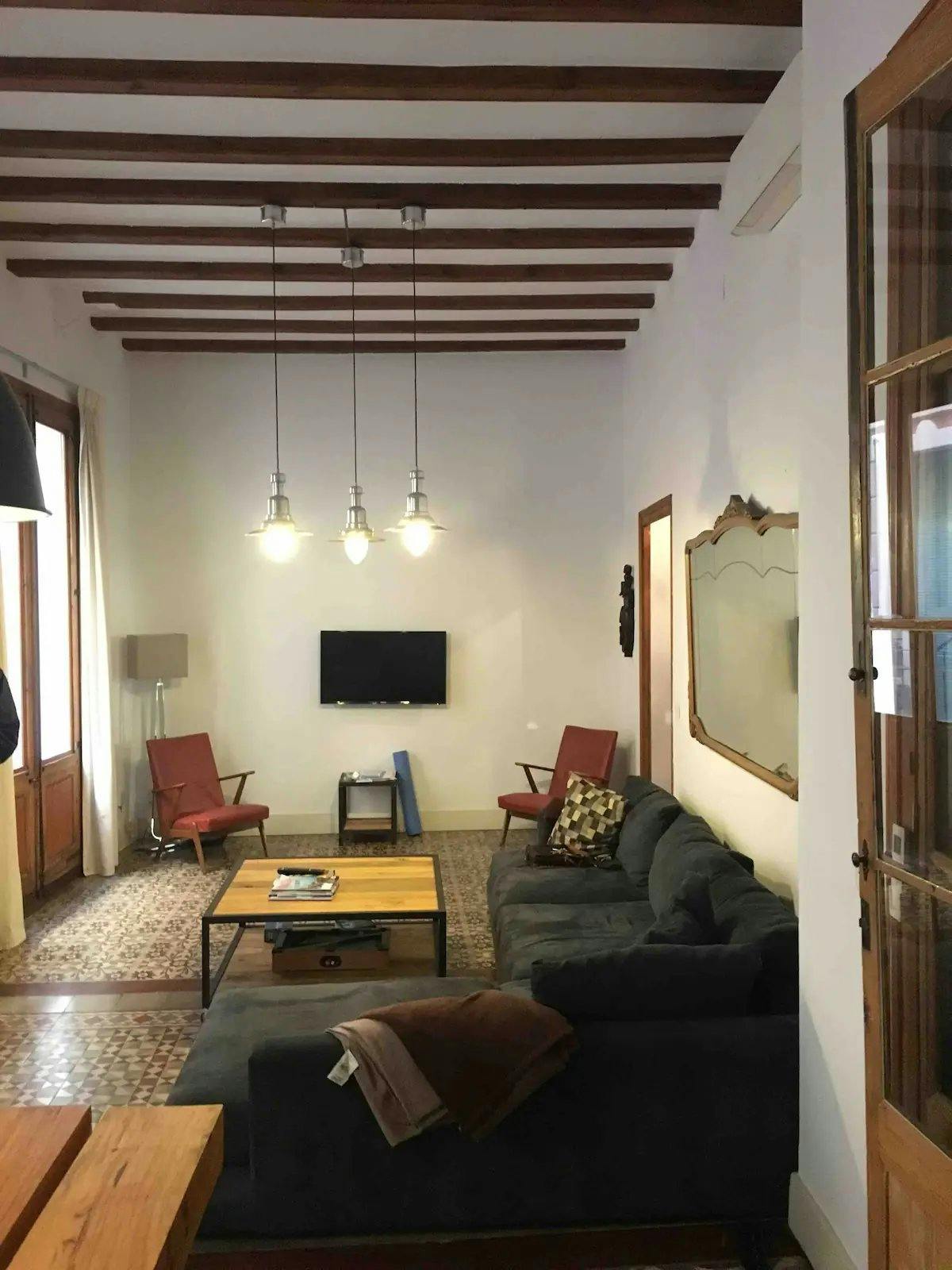 Appartement te huur voor € 11.500 per maand in Barcelona, Carrer de Mirallers