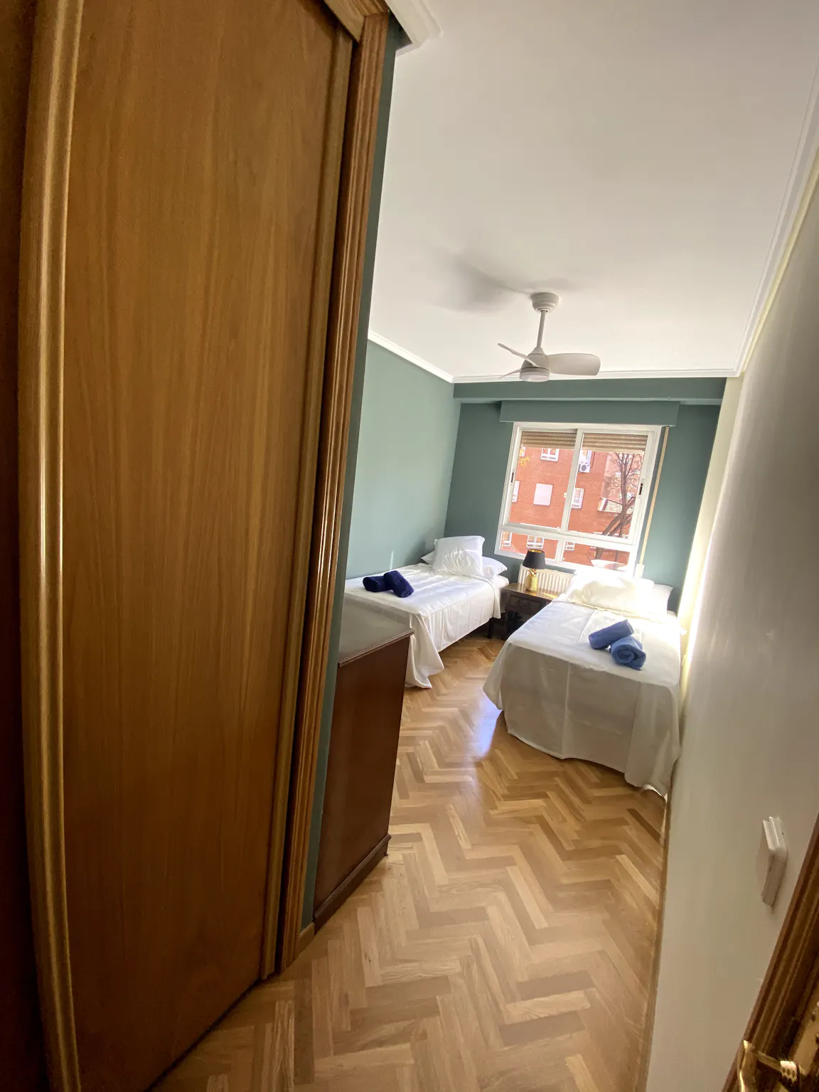 3-Bedroom Apartment in Calle de Arganda, Madrid (1432774) ROOM 2