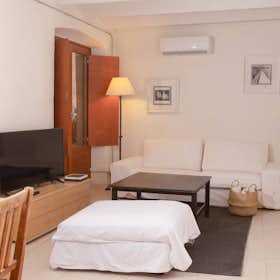 Apartment for rent for €11,500 per month in Barcelona, Carrer de la Bòria