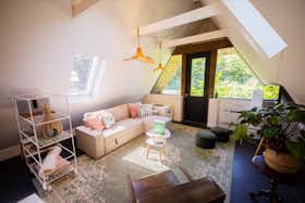 Mieszkanie do wynajęcia za 3132 € miesięcznie w mieście Eindhoven, Kuilenstraat