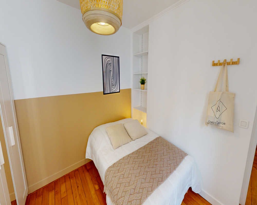 Rue des Cloys, Paris preview