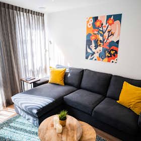 Appartement te huur voor € 2.268 per maand in Tiel, Weerstraat