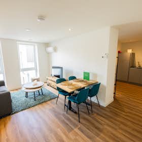 Apartamento para alugar por € 2.268 por mês em Tiel, Weerstraat