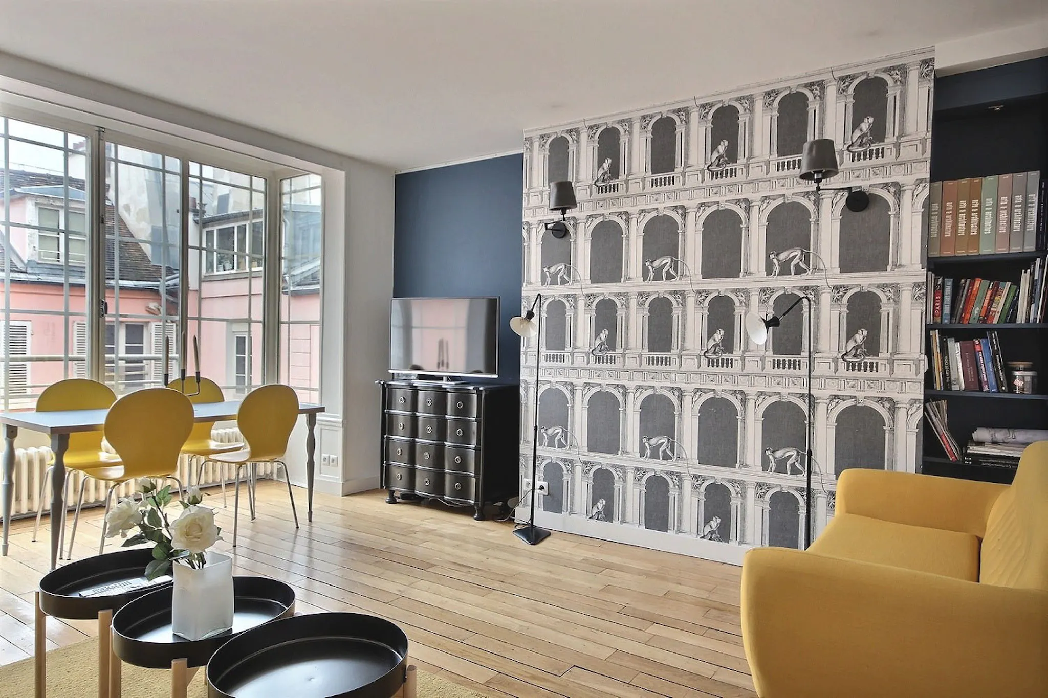 Rue de Verneuil, Paris preview