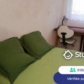 Private room for rent for €540 per month in La Rochelle, Rue Alfred de Musset