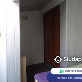 Private room for rent for €560 per month in La Rochelle, Rue de la Madeleine