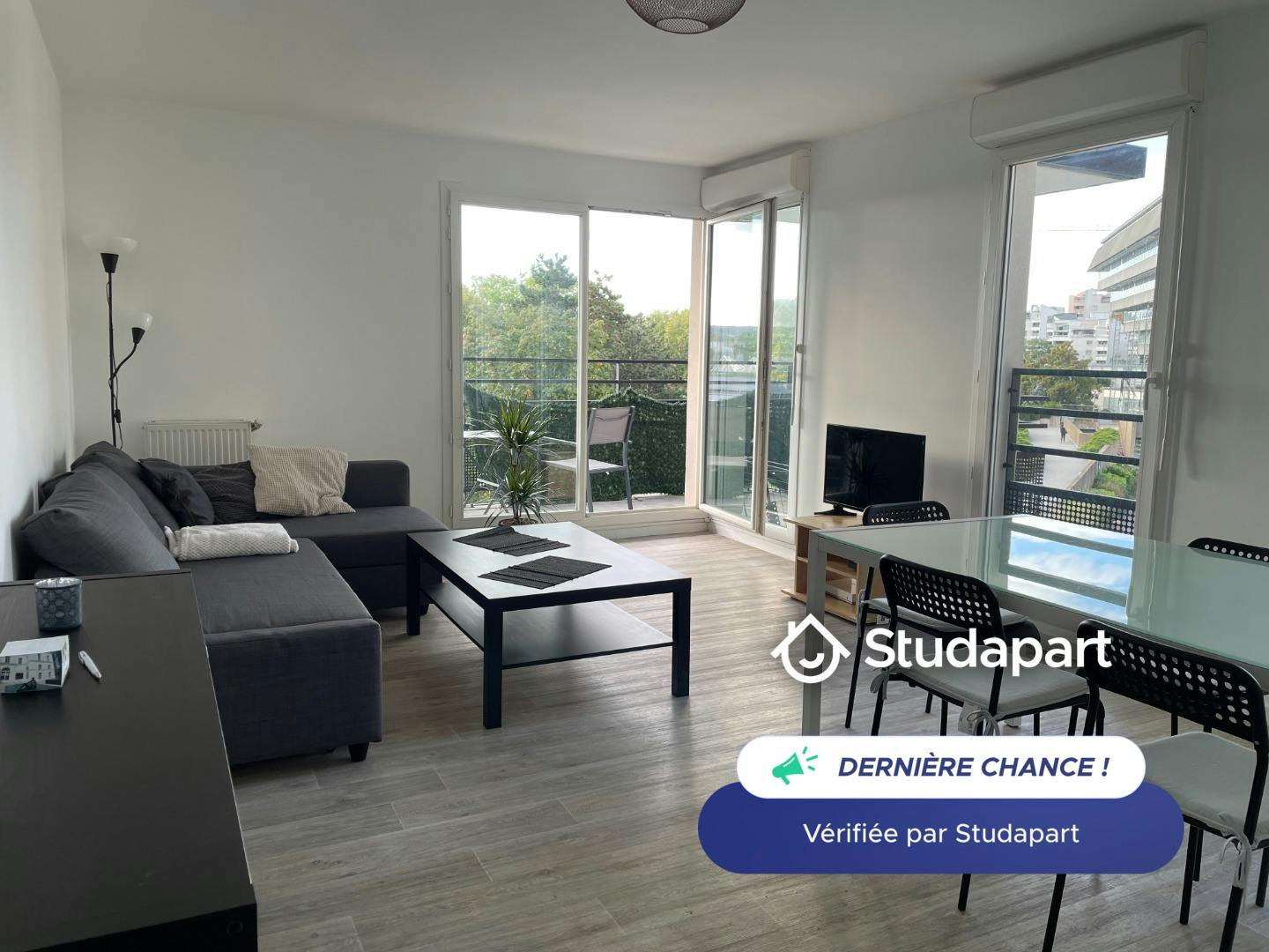Apartment for rent for €1,620 per month in Cergy, Avenue Bernard Hirsch