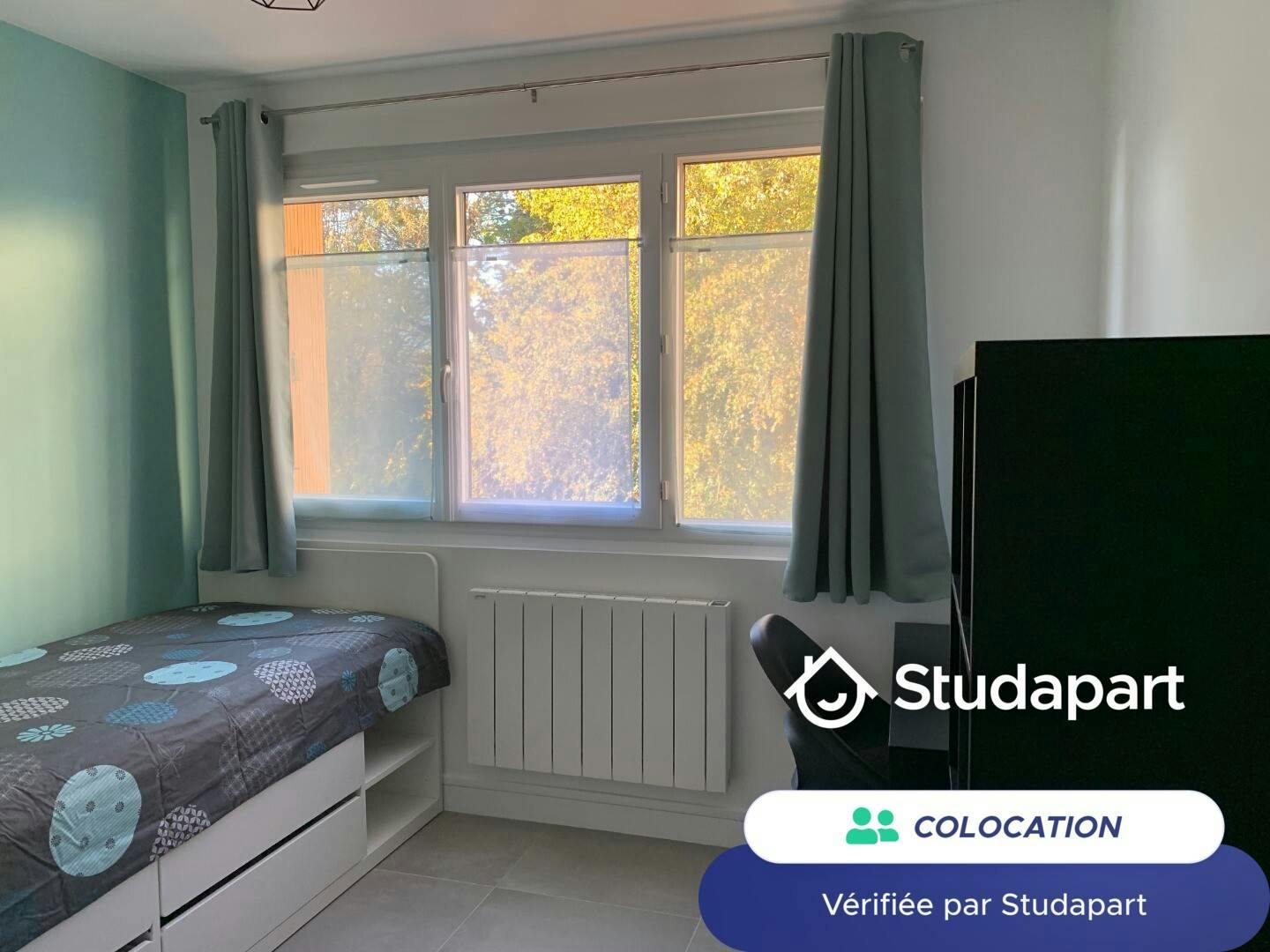 Chambre privée à louer pour 590 €/mois à Thiais, Avenue de Versailles