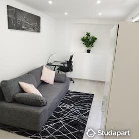 Private room for rent for €430 per month in Tourcoing, Rue des Girondins