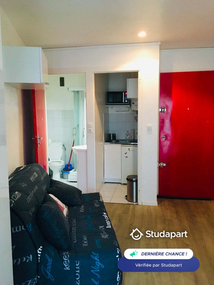 Apartment for rent for €630 per month in Bordeaux, Rue Dumaine