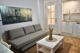 Appartement te huur voor € 1.400 per maand in Madrid, Calle de la Hiruela