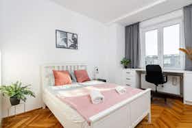 Appartement te huur voor PLN 6.815 per maand in Warsaw, ulica Antoniego Edwarda Odyńca