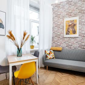 Lägenhet att hyra för 7 795 PLN i månaden i Warsaw, ulica Chmielna