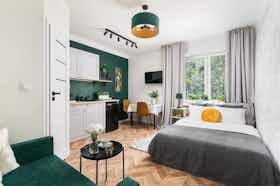 Studio for rent for €1,100 per month in Warsaw, ulica Franciszkańska