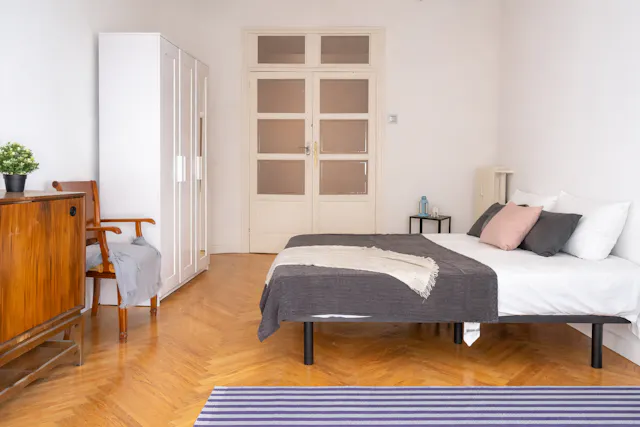 Private room in Calle de Ferraz, Madrid (1433955) room image 2