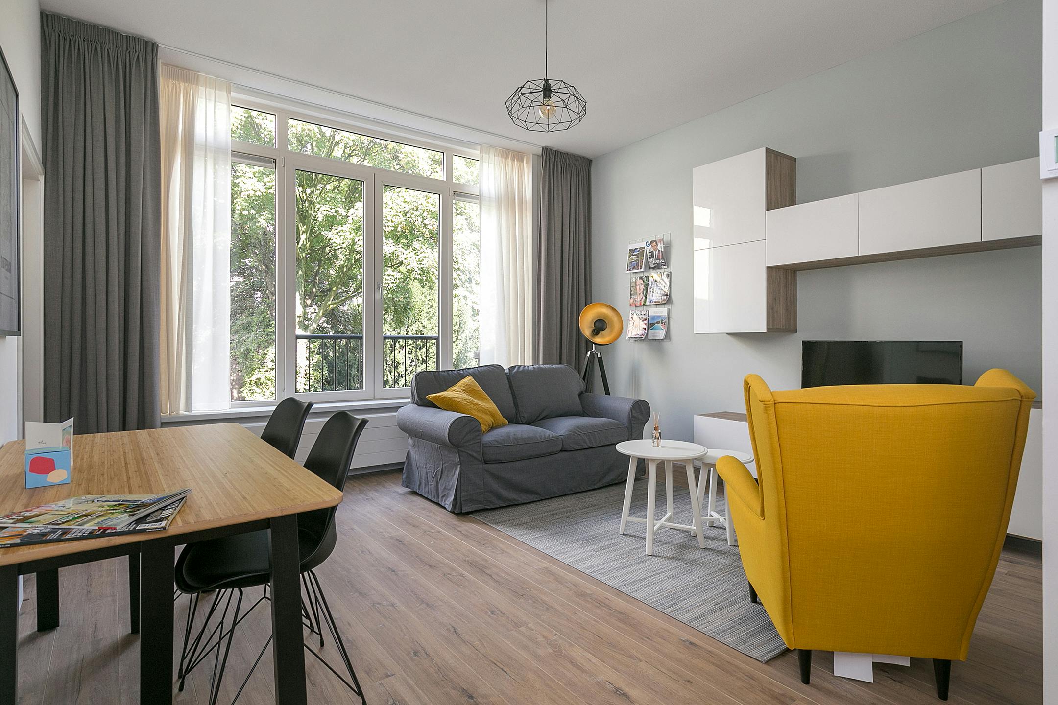 Appartement te huur voor € 1.695 per maand in Rotterdam, Mathenesserlaan