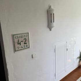 Wohnung for rent for 1.470 € per month in Marbella, Avenida Julio Iglesias