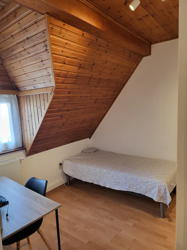 Private room in Avenue du Site, Woluwe-Saint-Lambert (1434300) room image 1