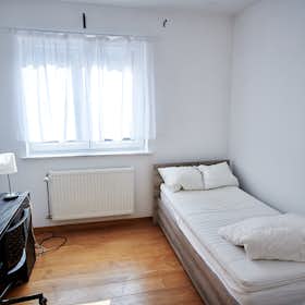Private room for rent for €490 per month in Forest, Avenue de la Verrerie