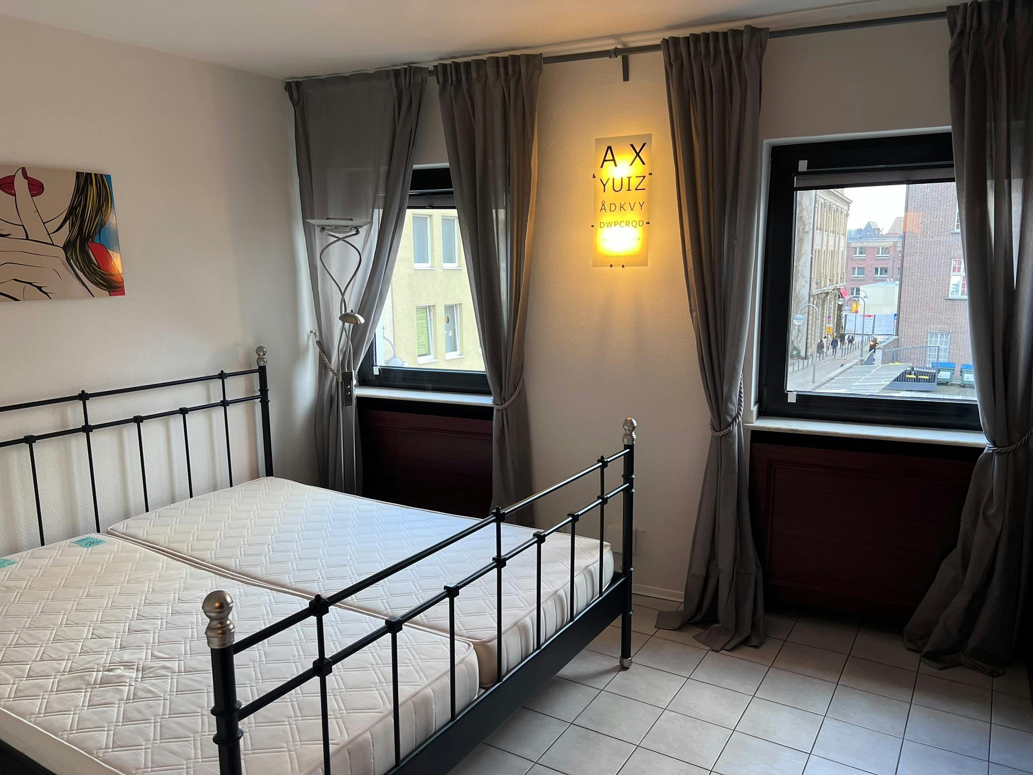 preview gallery tile