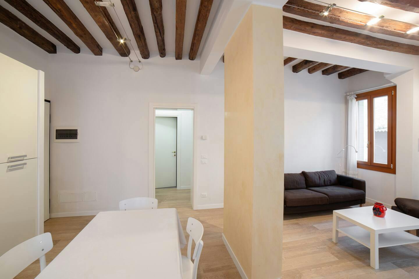 2-Bedroom Apartment in Calle Lion, Venice (1434458) room image 10